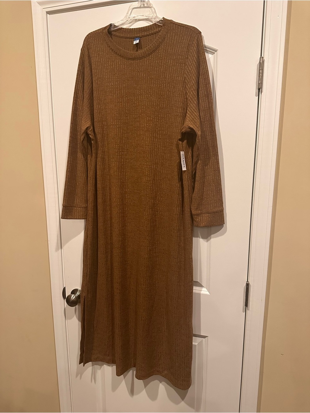 Old Navy Brown Ribbed Long-Sleeve Maxi Dress